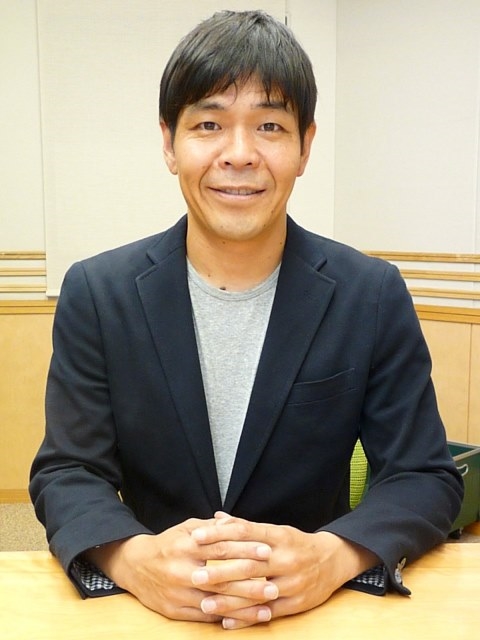 http://www.joqr.co.jp/ana/ANA3-B_Sunayama_480x640_R.jpg