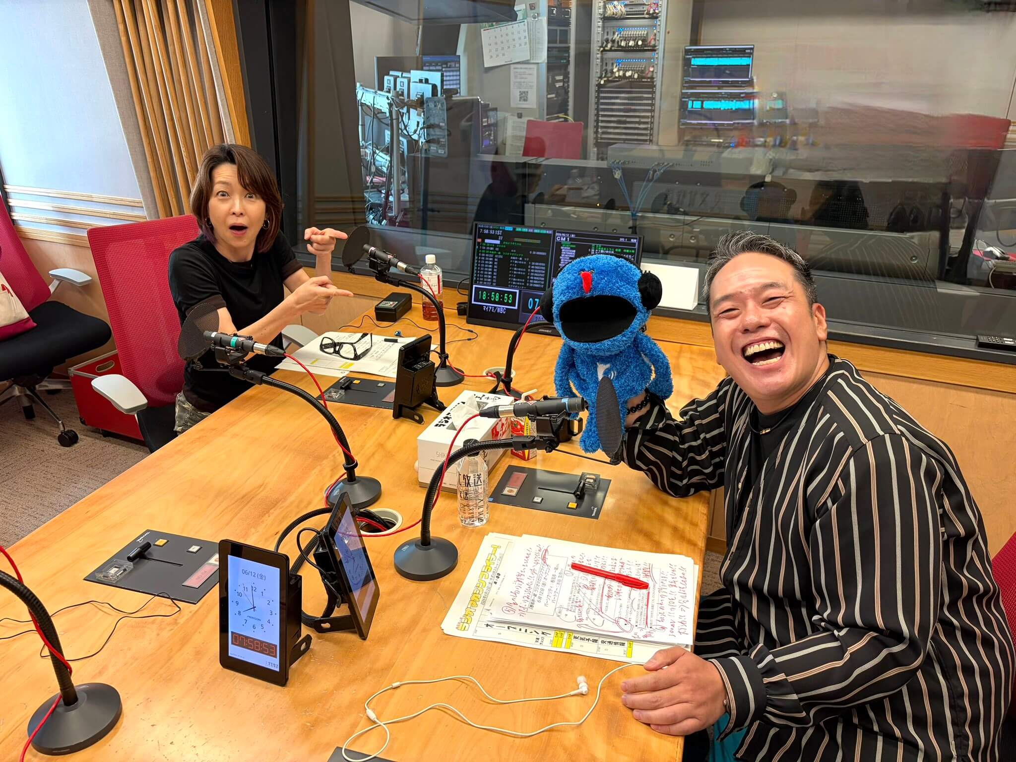 高速道の“黄金のペットボトル”に元トラックドライバーの落語家・春風亭一蔵「やめて」