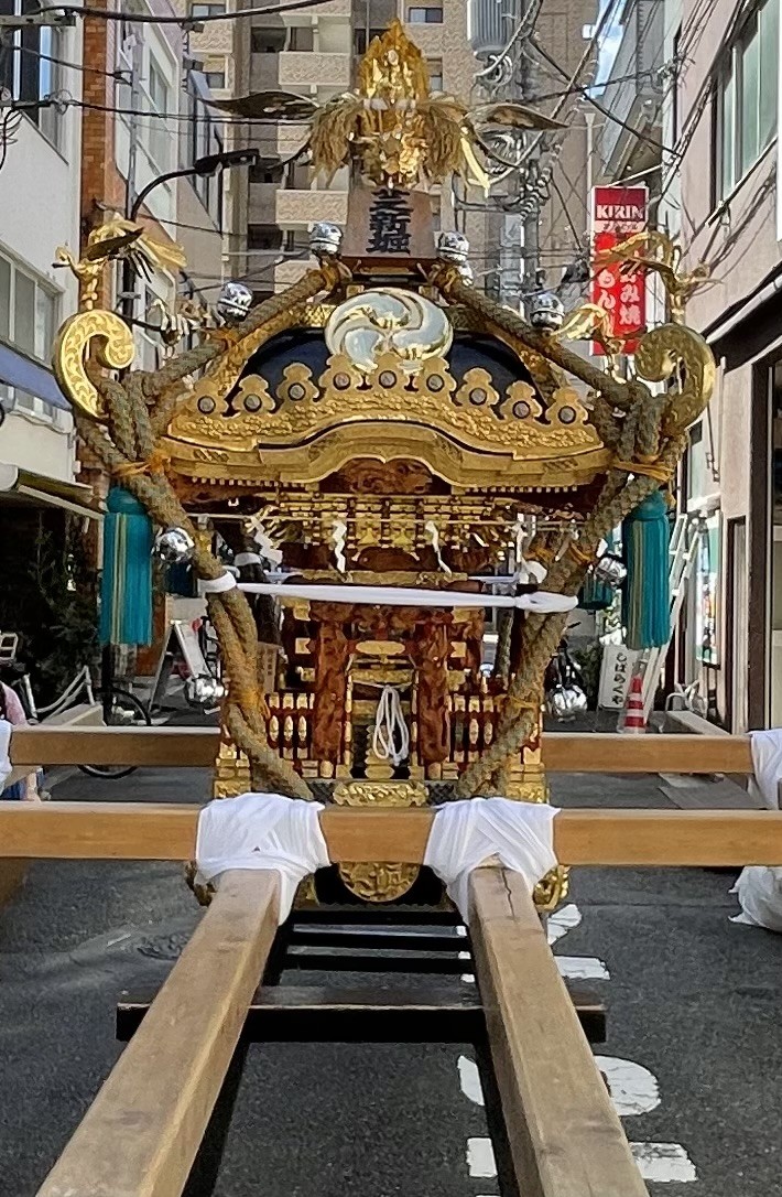 だらだら祭り 神輿