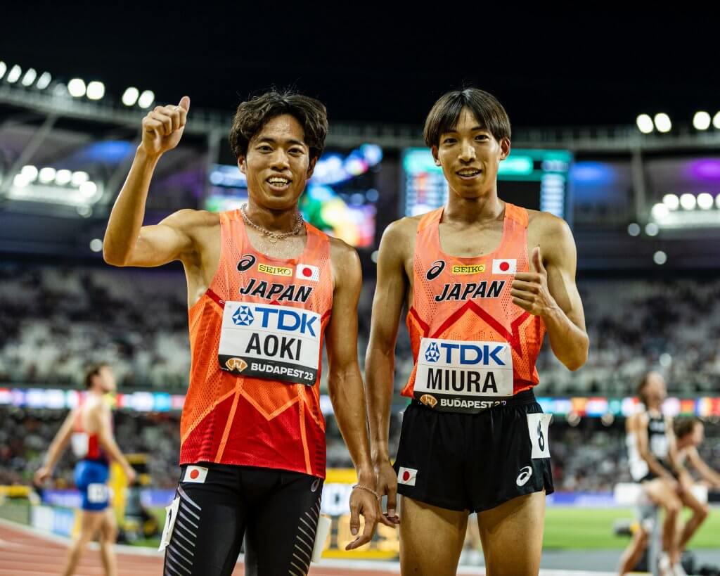 人気 靴が脱げ 陸上 日本